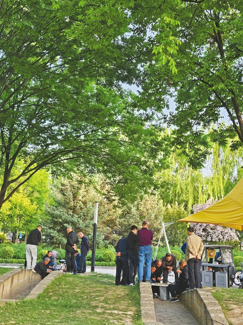 体育公园成为市民休闲锻炼的好去处。山西日报记者李家鸣摄