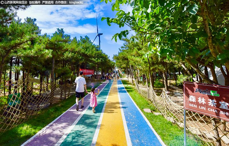 风口山国家森林康养基地度假、康养、避暑纳凉。