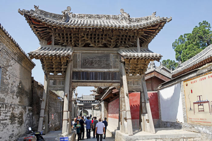 ▲跟着“悟空”游古镇