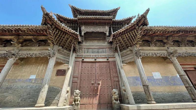 ▲城隍庙坊式山门 配图4