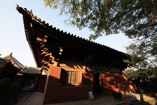 ▲万佛殿出檐深远 配图5