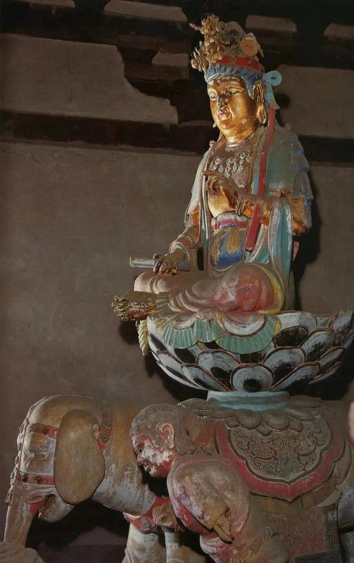 殿内彩塑与敦煌莫高窟唐代塑像如出一辙 配图8