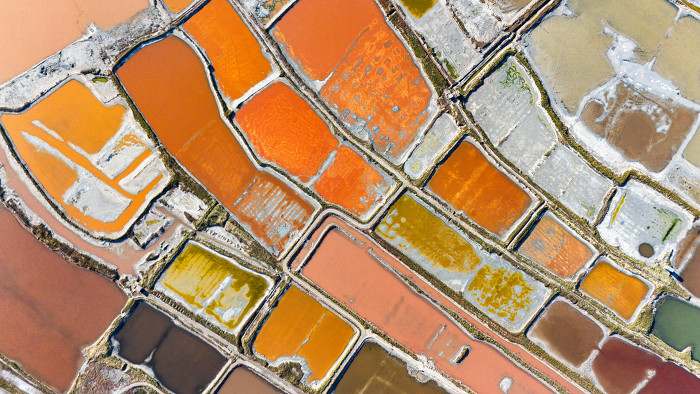 深秋盐湖美景促文旅繁荣