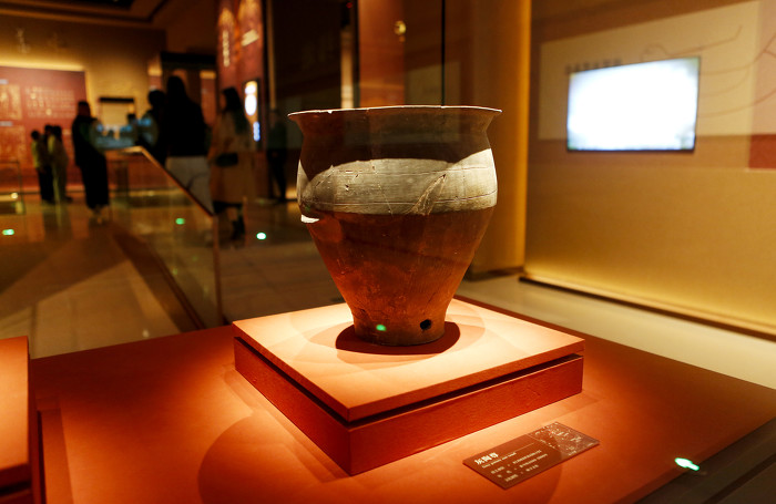 博物馆内部设六大展厅。