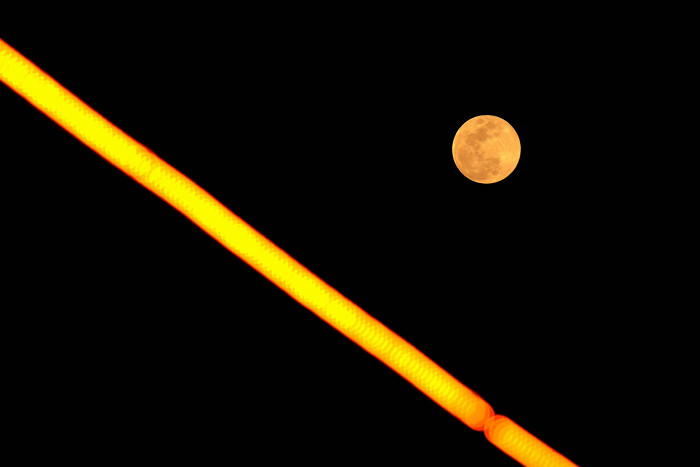 乙巳蛇年元宵节“十五的月亮十五圆”