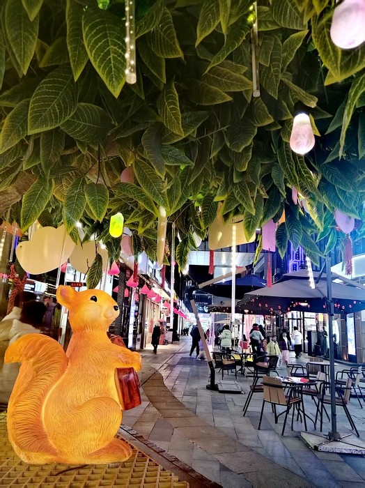 中正天街如画夜景绽新春