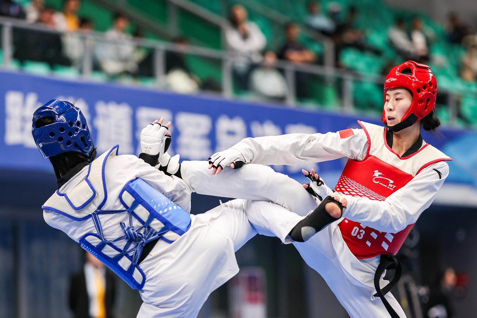 邢佳妮在比赛中