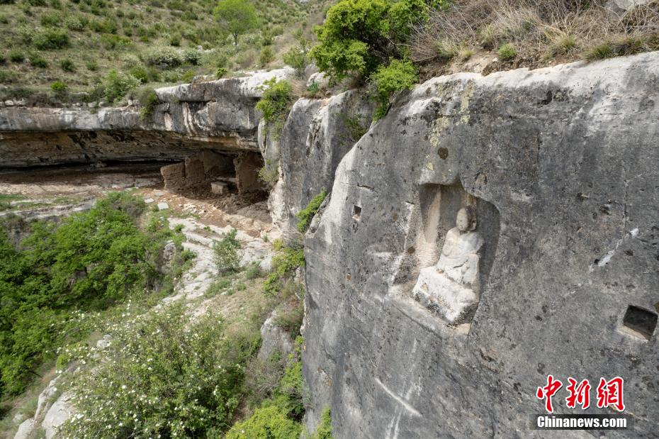 山西太原阳曲县新发现北齐至隋代摩崖造像