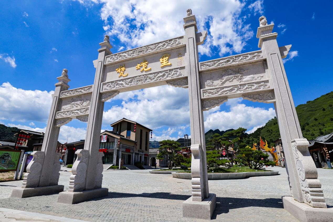 ▲梵境里文旅小镇