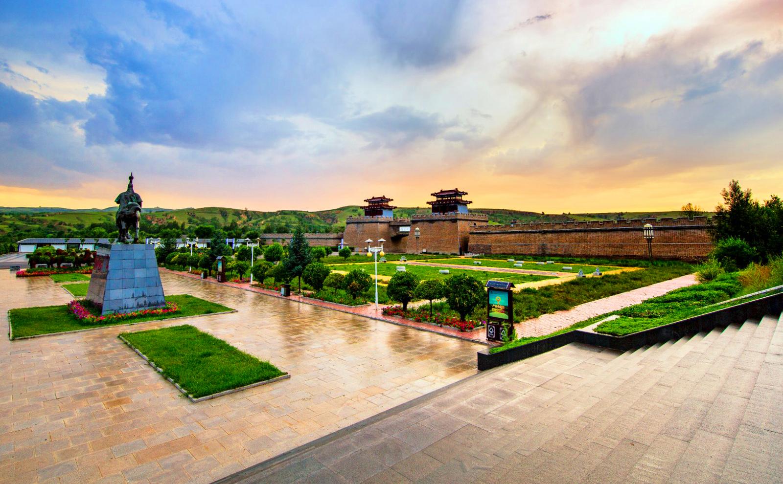 图为右玉杀虎口景区