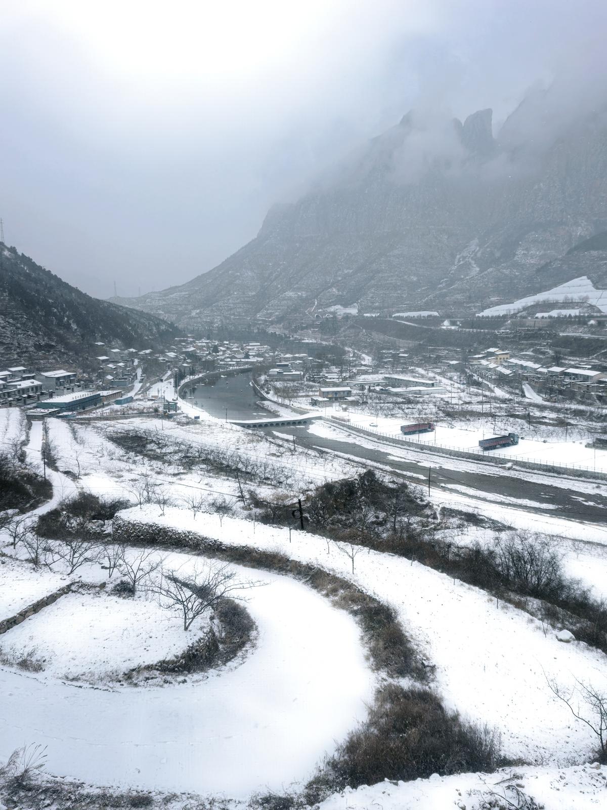 长治市平顺乡村雪景。王殿祎 摄
