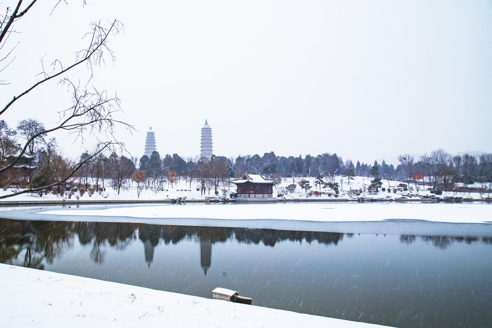 太原市双塔公园雪景。张计双 摄