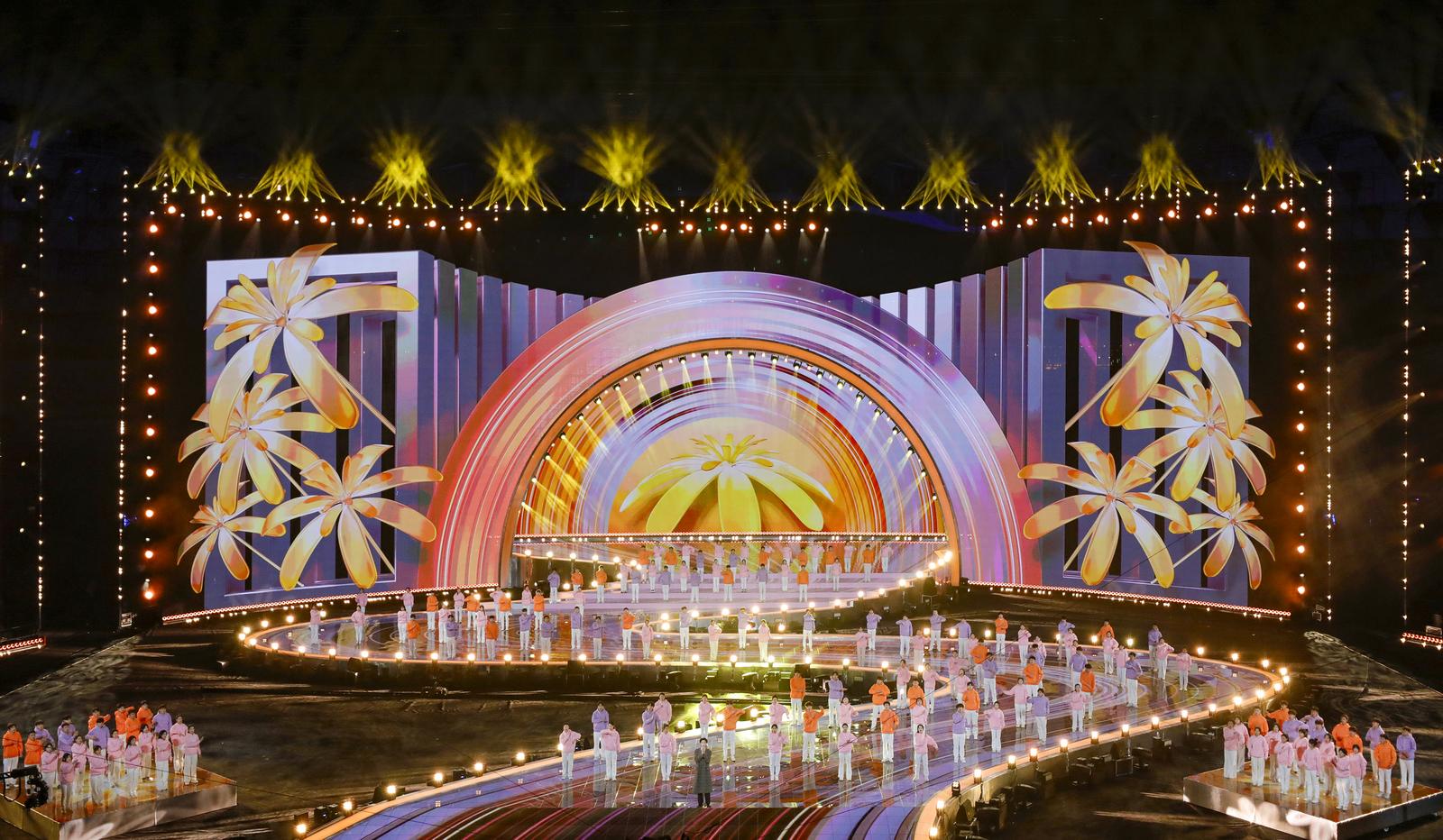 《向阳自有花开》