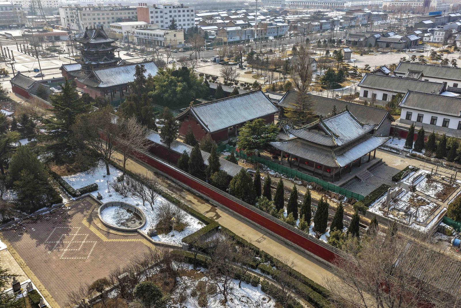 1月4日,航拍的运城市万荣县飞云楼景区。