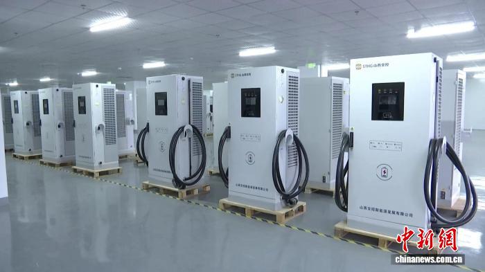 V2G可充可放充电桩近日顺利下线。 晋城市委新闻中心供图