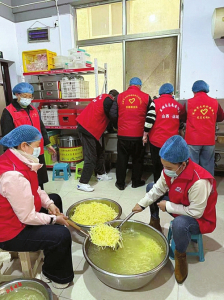 点击放大